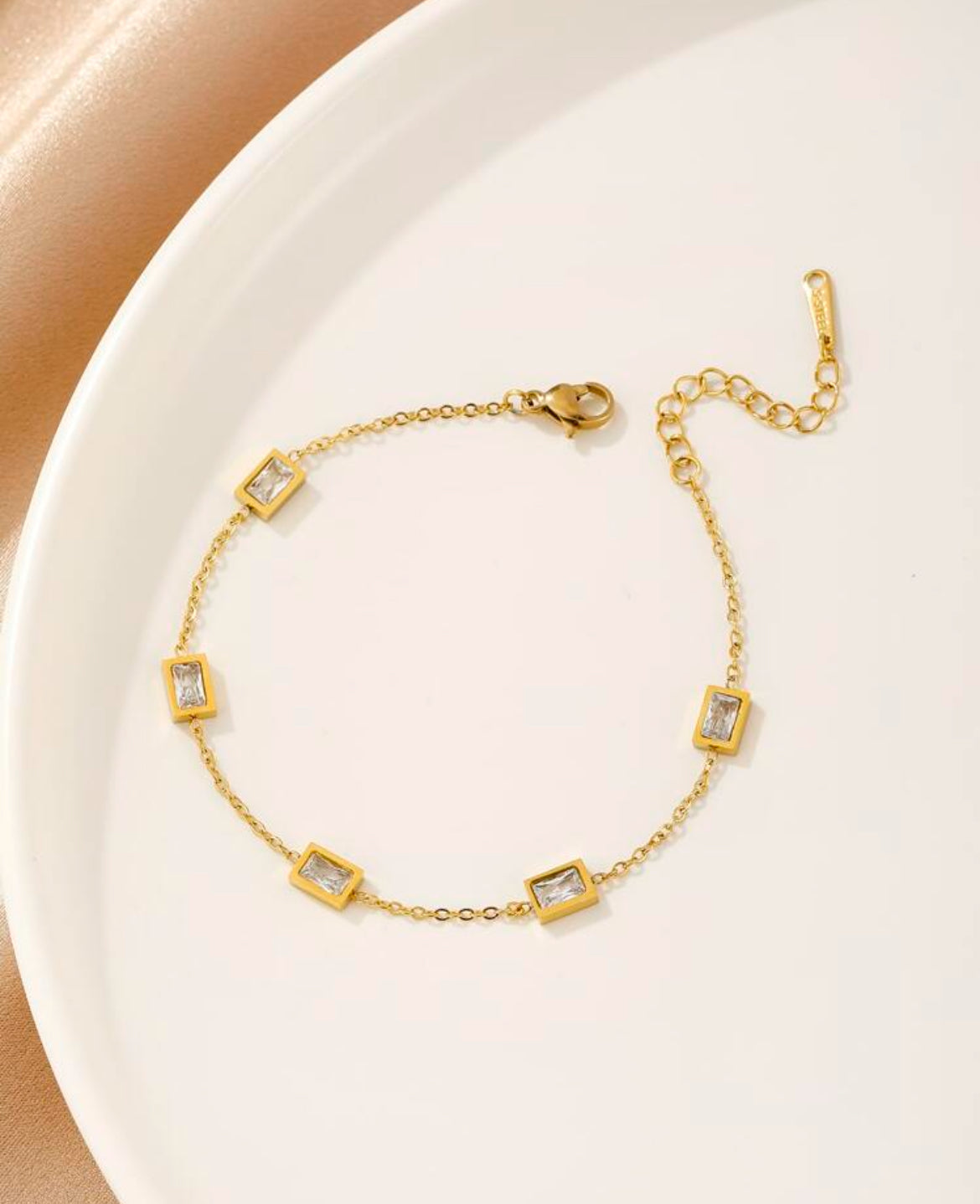 Vera Bracelet